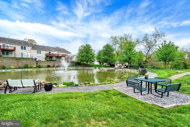 233 EQUINE CV, Red Lion, PA 17356