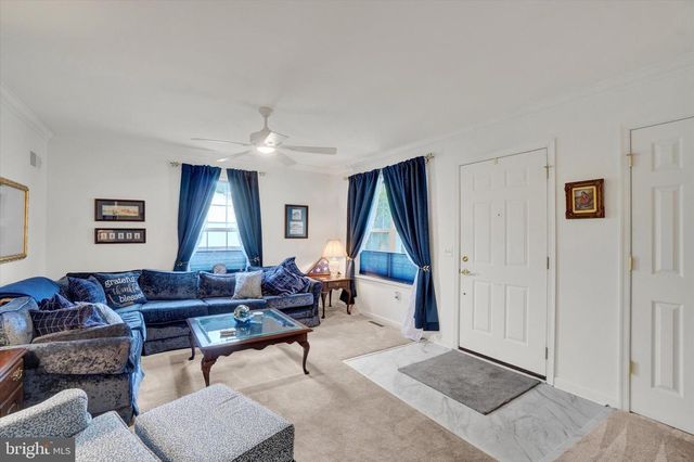 233 EQUINE CV, Red Lion, PA 17356