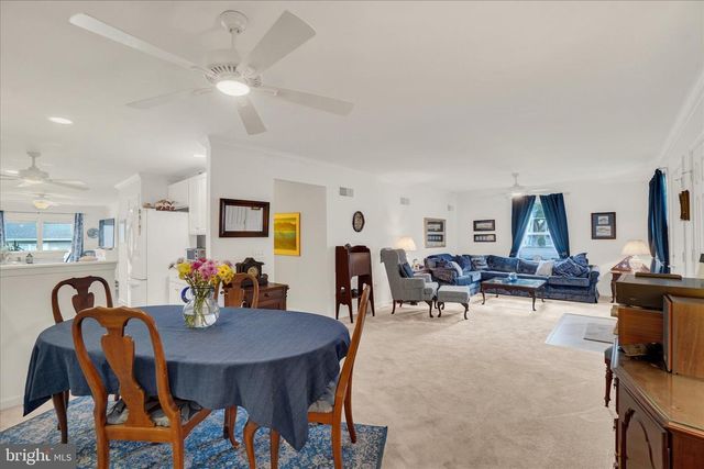 233 EQUINE CV, Red Lion, PA 17356