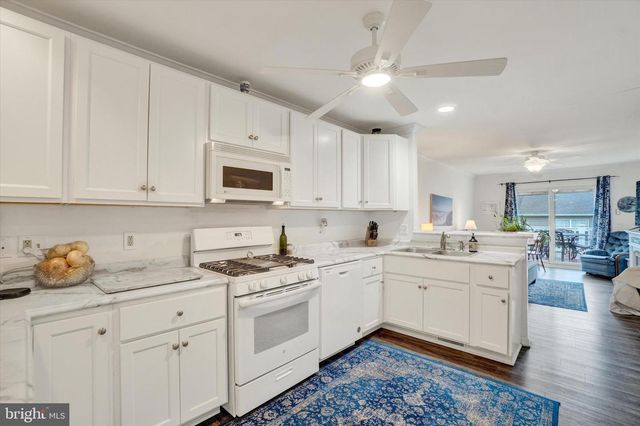 233 EQUINE CV, Red Lion, PA 17356