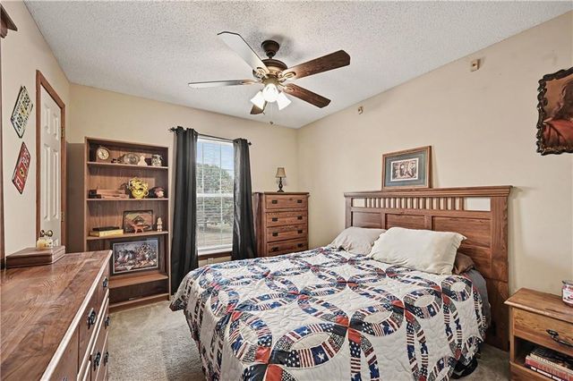 18713 Primrose Street, Smithville, MO 64089