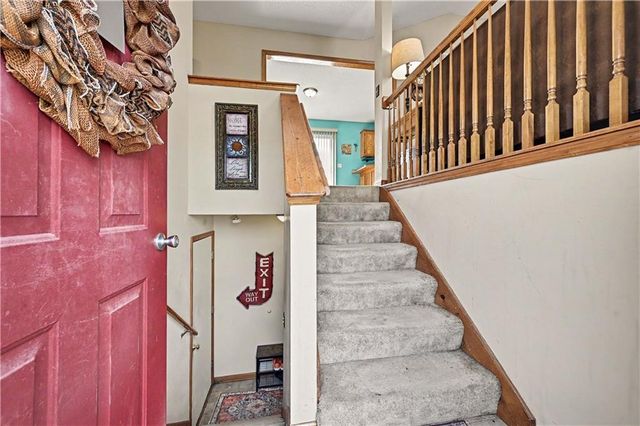 18713 Primrose Street, Smithville, MO 64089