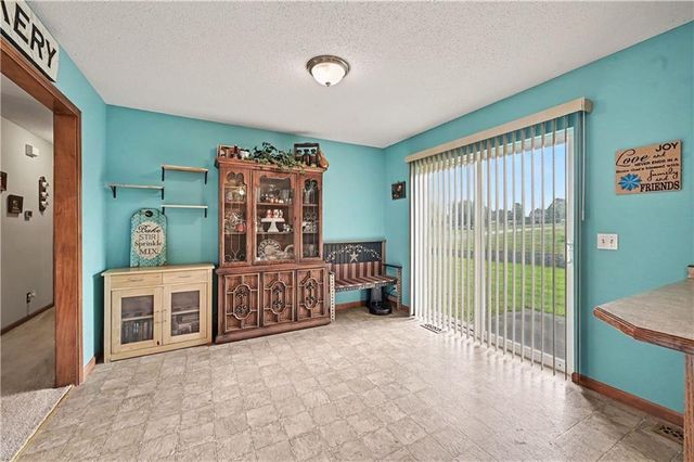 18713 Primrose Street, Smithville, MO 64089