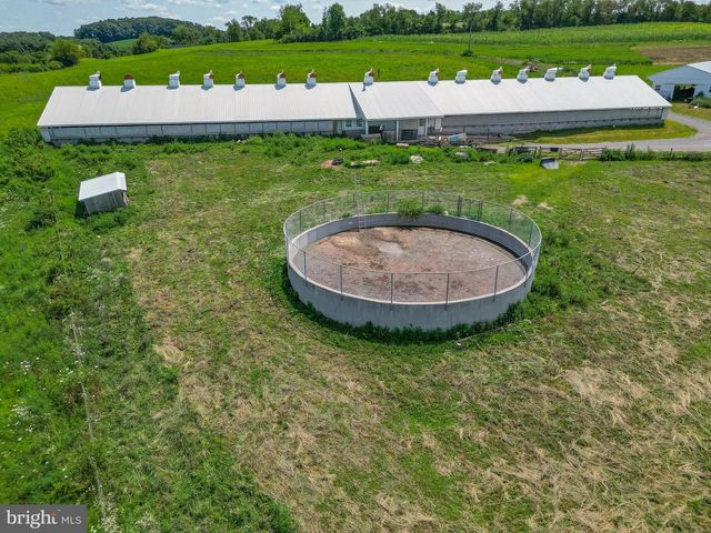 103 POND LN, Middleburg, PA 17842