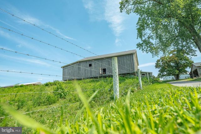 103 POND LN, Middleburg, PA 17842