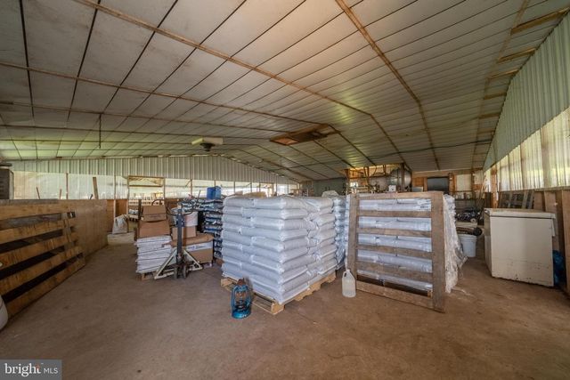 103 POND LN, Middleburg, PA 17842