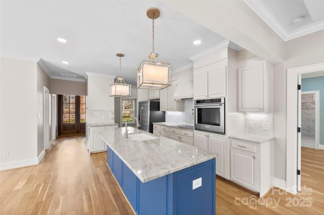 516 Lands End Trail, Belmont, NC 28012