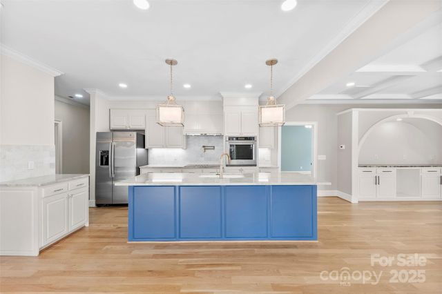 516 Lands End Trail, Belmont, NC 28012