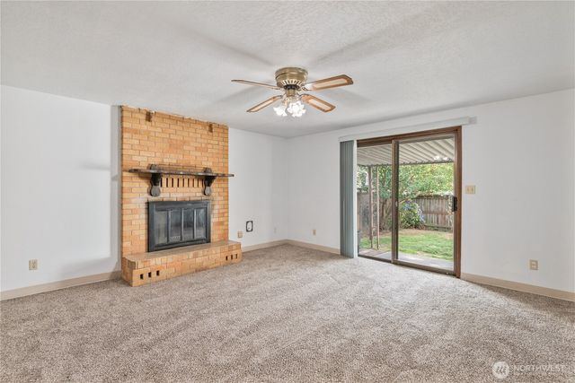 2661 Maple Street, Longview, WA 98632