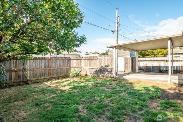 2661 Maple Street, Longview, WA 98632