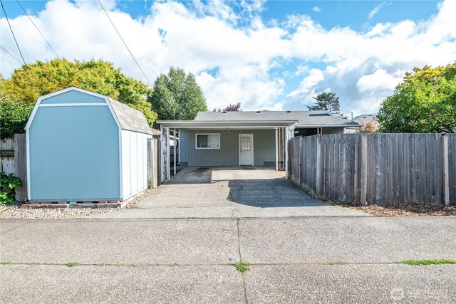 2661 Maple Street, Longview, WA 98632