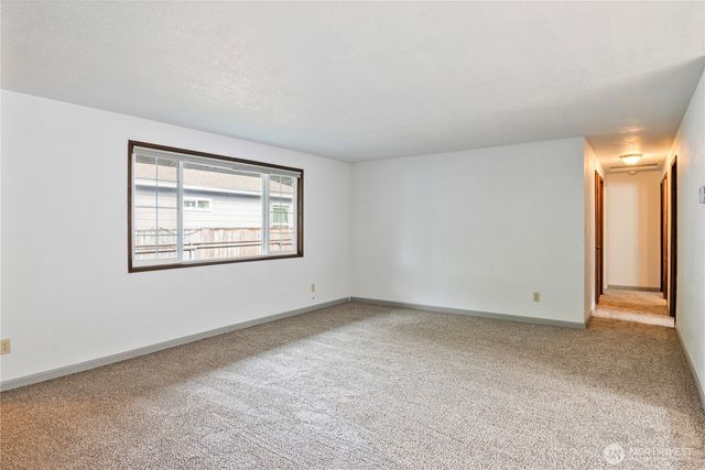 2661 Maple Street, Longview, WA 98632