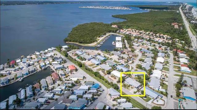 85 S Las Olas Drive, Jensen Beach, FL 34957