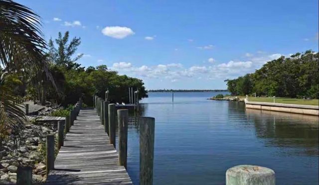 85 S Las Olas Drive, Jensen Beach, FL 34957