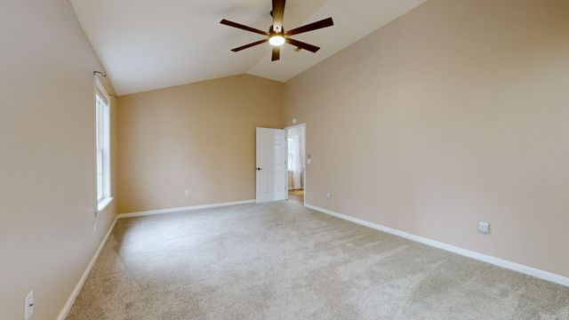 549 Ridgecrest Dr, Mcminnville, TN 37110