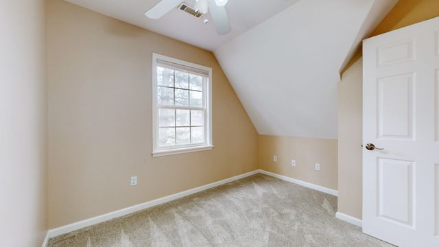 549 Ridgecrest Dr, Mcminnville, TN 37110