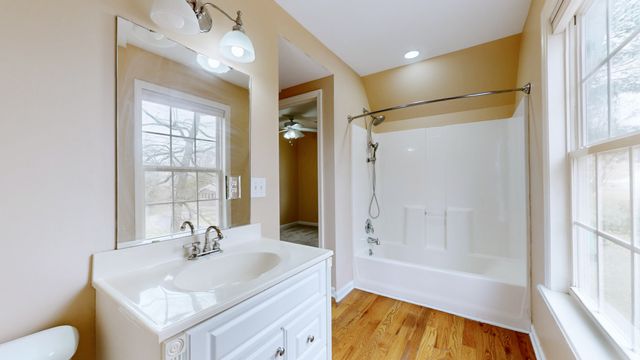 549 Ridgecrest Dr, Mcminnville, TN 37110