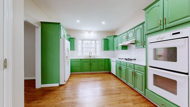 549 Ridgecrest Dr, Mcminnville, TN 37110