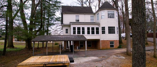 549 Ridgecrest Dr, Mcminnville, TN 37110