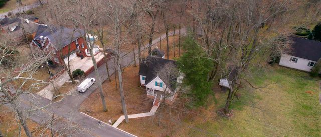 549 Ridgecrest Dr, Mcminnville, TN 37110