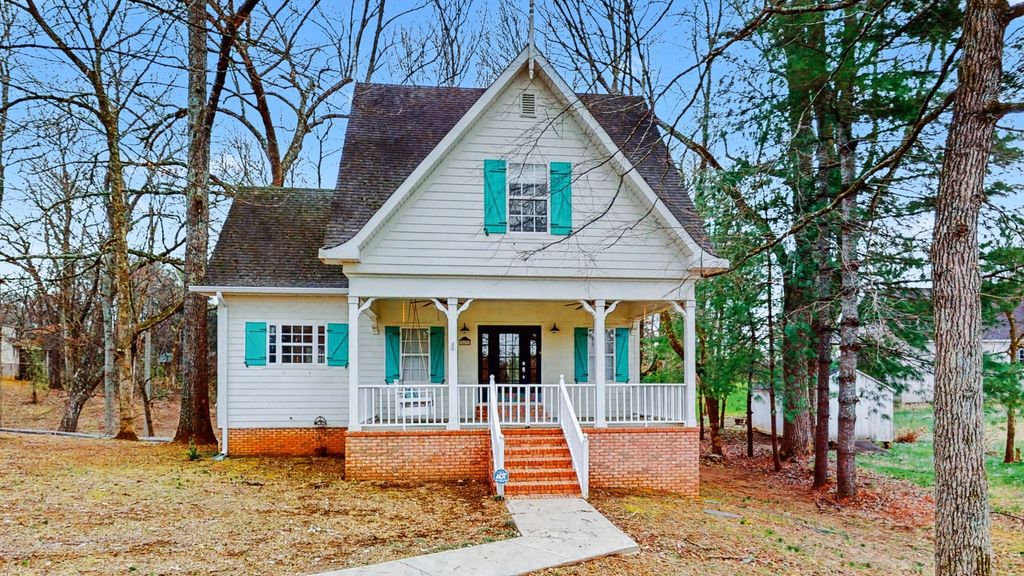 549 Ridgecrest Dr, Mcminnville, TN 37110