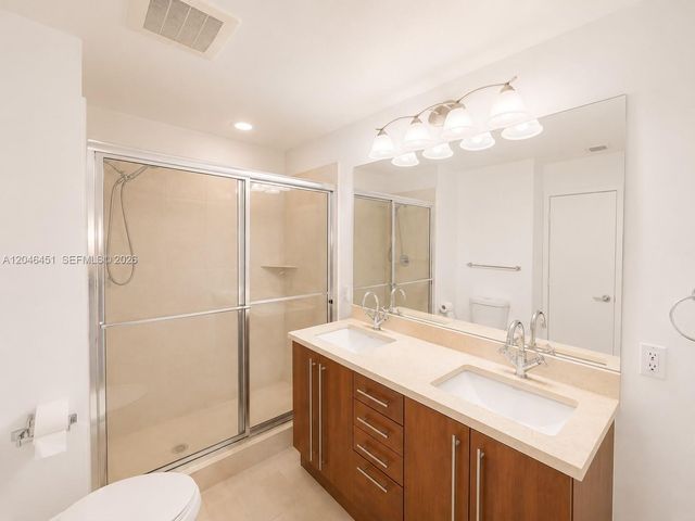 1111 SW 1st Ave 1716-N, Miami, FL 33130
