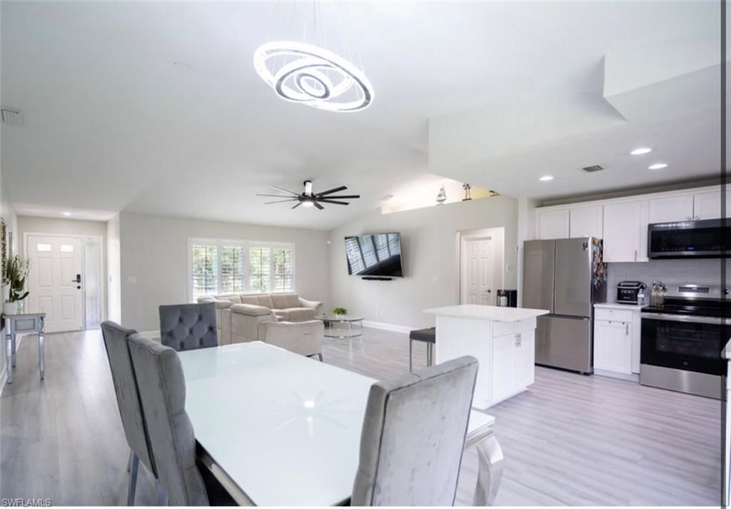 3470 White BLVD, NAPLES, FL 34117 — photo 2