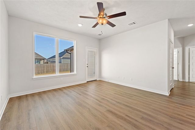 10633 Burgundy Berry Way, Bryan, TX 77845