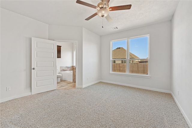 10633 Burgundy Berry Way, Bryan, TX 77845