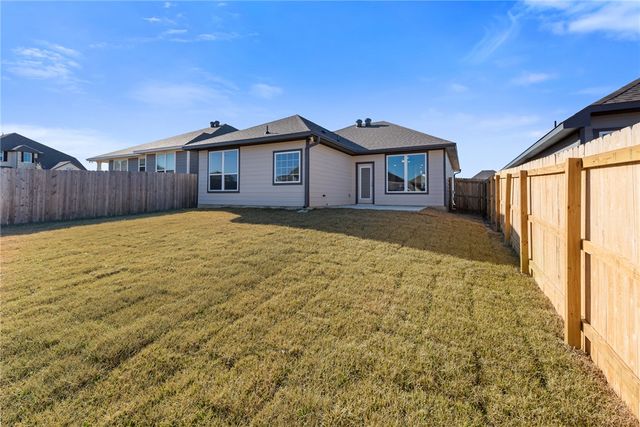 10633 Burgundy Berry Way, Bryan, TX 77845