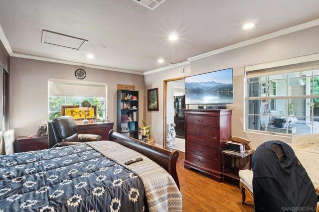 1014 Sumner, El Cajon, CA 92021