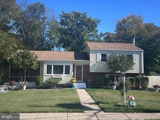 30 CHELMSFORD, Ewing, NJ 08618