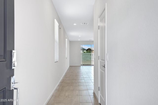 30450 N SAGE Street, San Tan Valley, AZ 85143