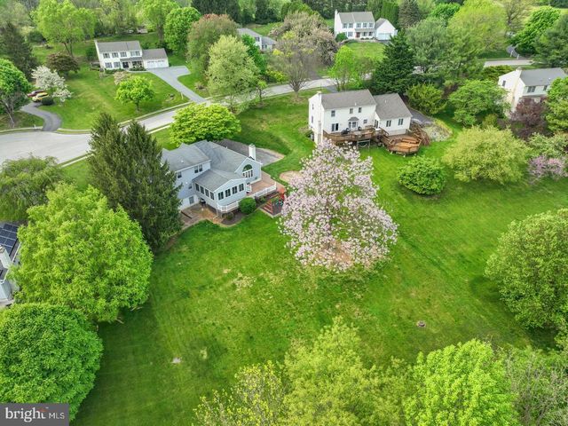 104 NOBLE DR, Downingtown, PA 19335