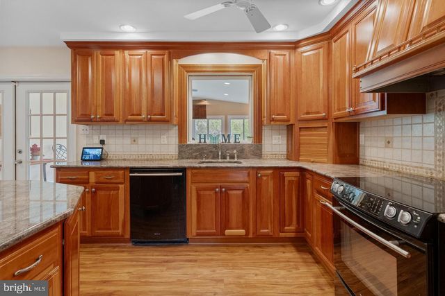104 NOBLE DR, Downingtown, PA 19335