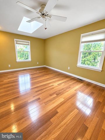 104 NOBLE DR, Downingtown, PA 19335