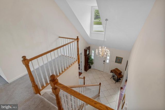 104 NOBLE DR, Downingtown, PA 19335
