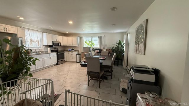 3 Elm Street, New Windsor, NY 12553