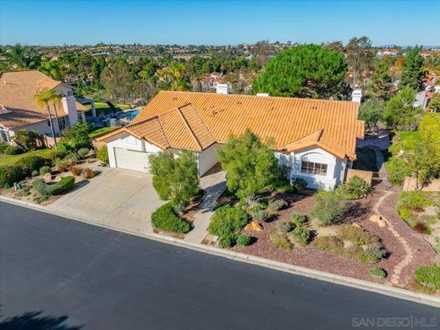 1561 Greenridge Drive, Vista, CA 92081