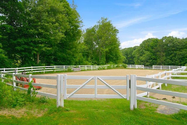 428 Clark Hill Road, New Boston, NH 03070