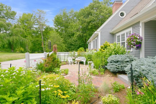 428 Clark Hill Road, New Boston, NH 03070