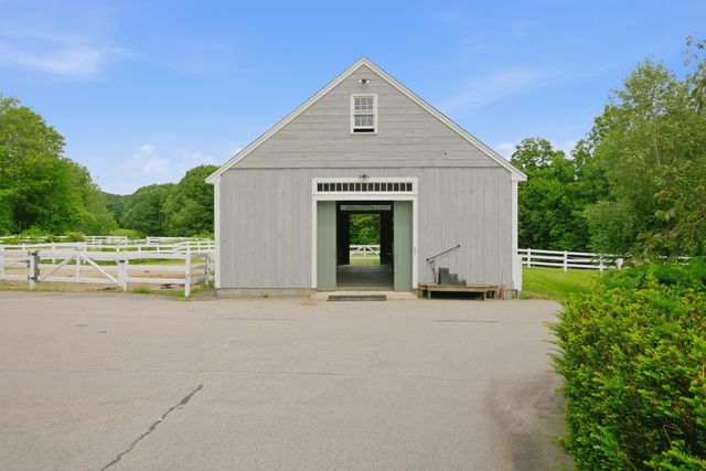 428 Clark Hill Road, New Boston, NH 03070