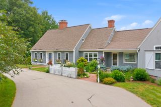 428 Clark Hill Road, New Boston, NH 03070