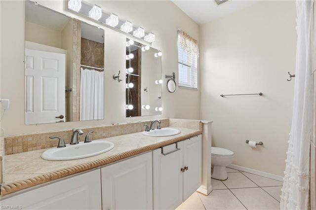 7432 Berkshire Pines DR, Naples, FL 34104