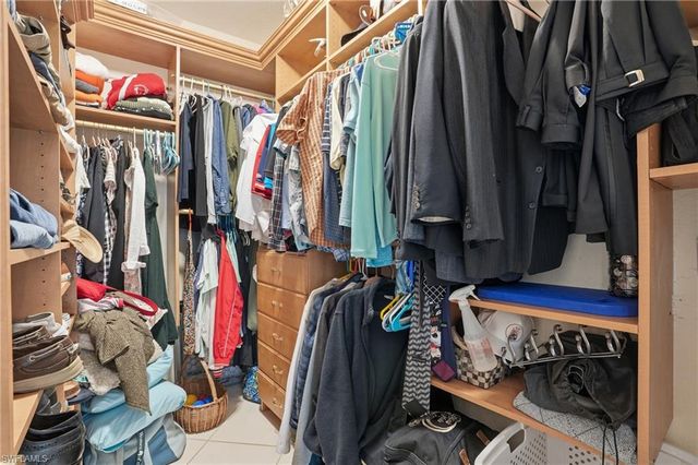 7432 Berkshire Pines DR, Naples, FL 34104