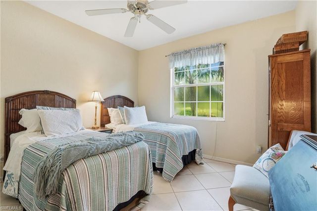 7432 Berkshire Pines DR, Naples, FL 34104