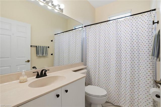 7432 Berkshire Pines DR, Naples, FL 34104