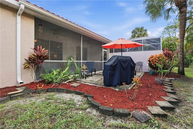 7432 Berkshire Pines DR, Naples, FL 34104