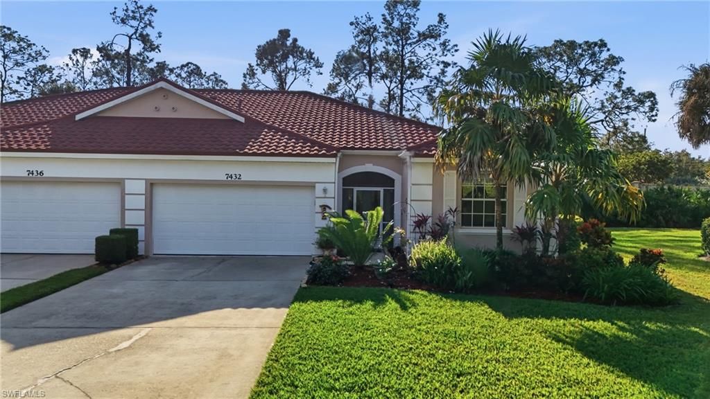 7432 Berkshire Pines DR, Naples, FL 34104