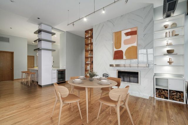 333 W Hubbard Street 713, Chicago, IL 60654